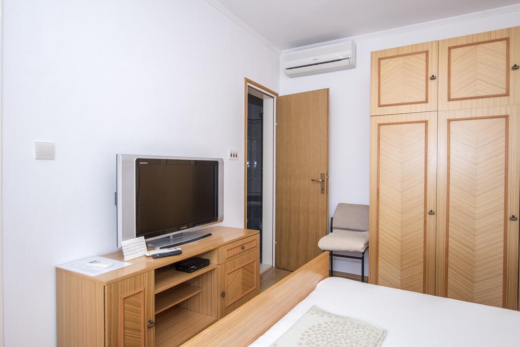 Radovcic Apartments And Rooms Trsteno Eksteriør bilde